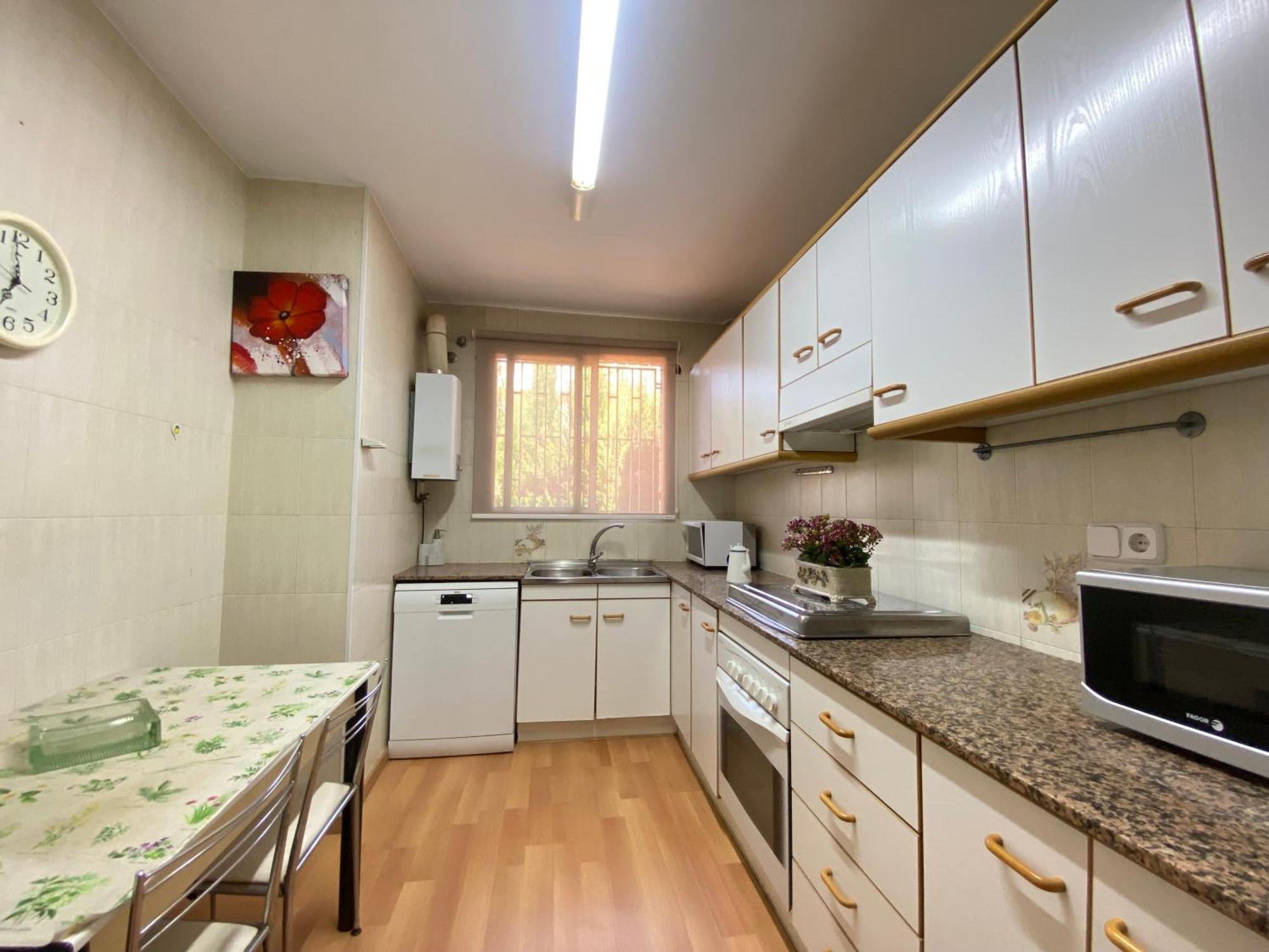 Tarracohomes, Th156 Casa Roser Familiar Y Con Piscina Compartida 塔拉戈纳 外观 照片