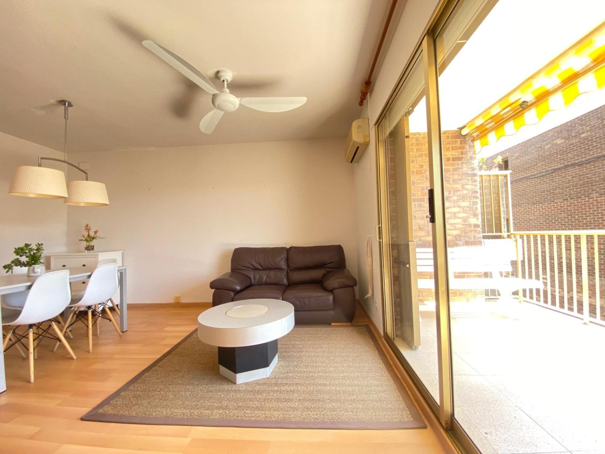 Tarracohomes, Th156 Casa Roser Familiar Y Con Piscina Compartida 塔拉戈纳 外观 照片